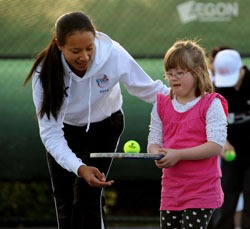 Anne Keothavong with a member of Fulham's Down's syndrome tennis team