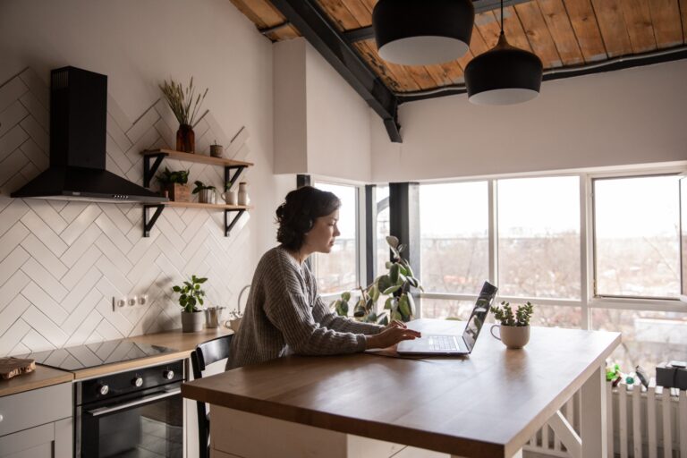 How Can Teachers Help Their Students Adjust to Remote Learning?