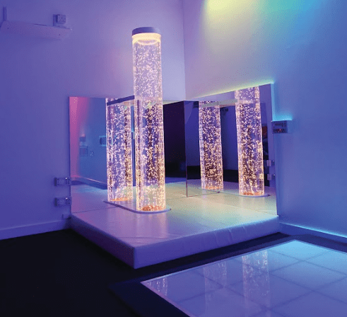 Multisensory learning: corridors matter too